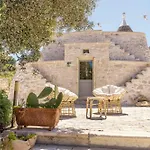 Trullo Serenique Casa de Férias