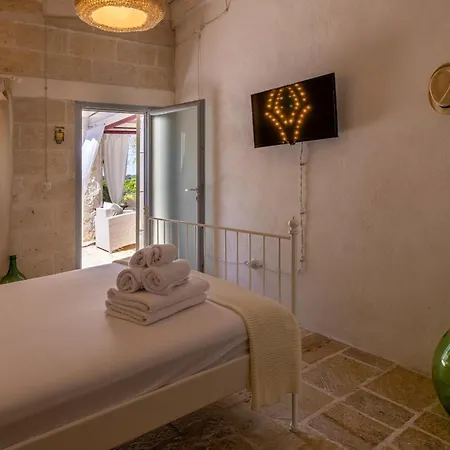 Trullo Serenique 度假居 奥斯图尼