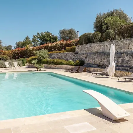 Trullo Serenique * Ostuni